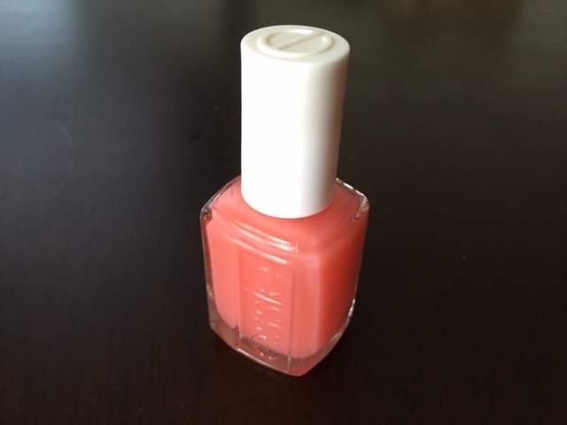 Essie エッシーのネイルを買ってみました セレブにも大人気 マミフィンガの出産後も美肌で子育てを楽しむ方法